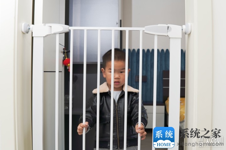 替你看护小孩——攸曼诚品儿童安全门栏测评