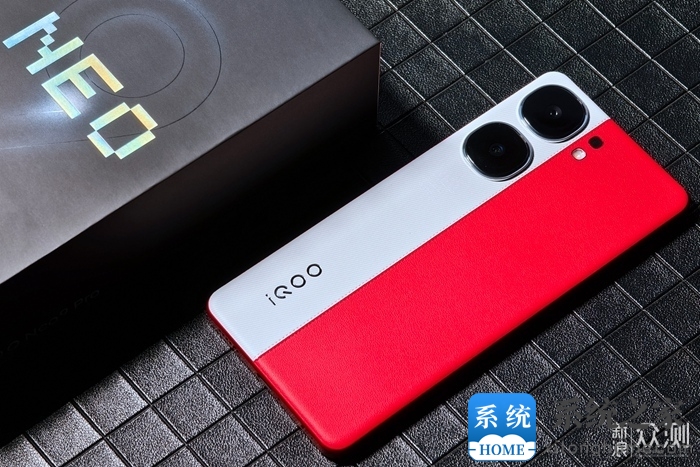 iQOO Neo9 Pro：新年换新机，喜气洋洋过大年